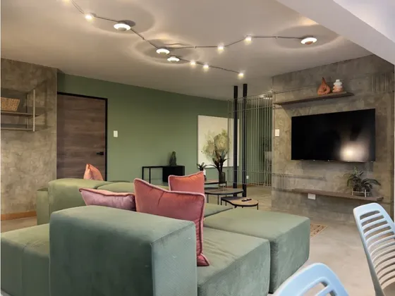 Apartamento En Arriendo Amoblado En El Poblado Provenza