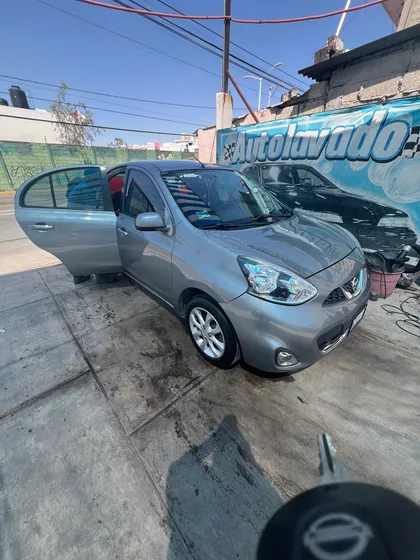 Nissan March 1.6 Advance Mt