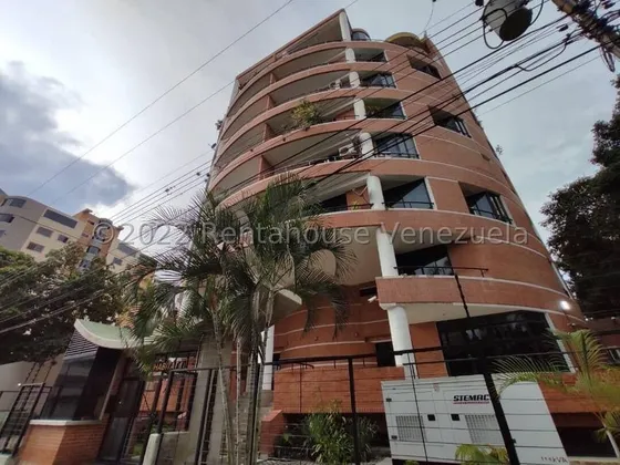 Apartamento En Venta En La Soledad Maracay Aragua 23-588 Irrr