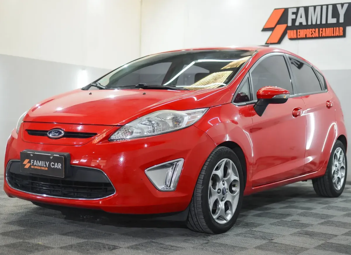 Ford Fiesta Kinetic Design Titanium
