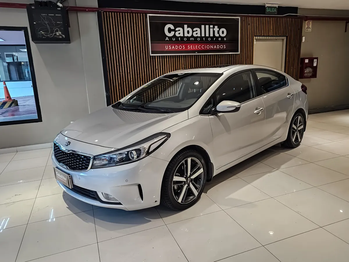 Kia Cerato 2.0 Sx At6