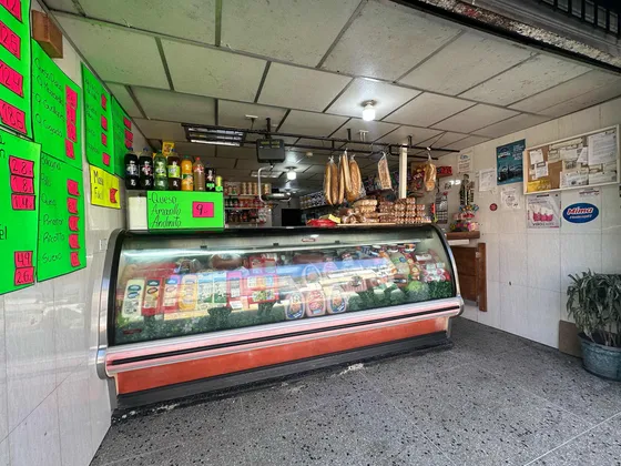 En Venta Fondo De Comercio Charcutería Ubicada En Carrizal