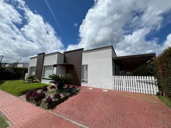 Casa En Arriendo En  Valles De La Florida  - La Florida - Manizales