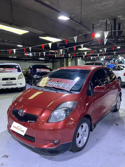 Toyota Yaris Sincrónico 2 Puertas