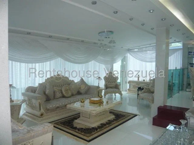 Leandro Manzano Casa En Venta, Los Naranjos Del Cafetal Mls #25-9352 As