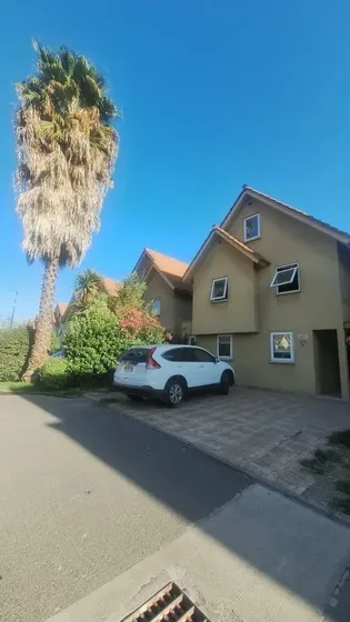 Hermosa Casa 3 Pisos 6d3b+e+b+oficina!!!