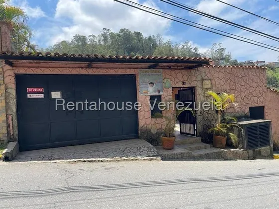 Casa En Venta Colinas De Carrizal Amplias Áreas Verdes 