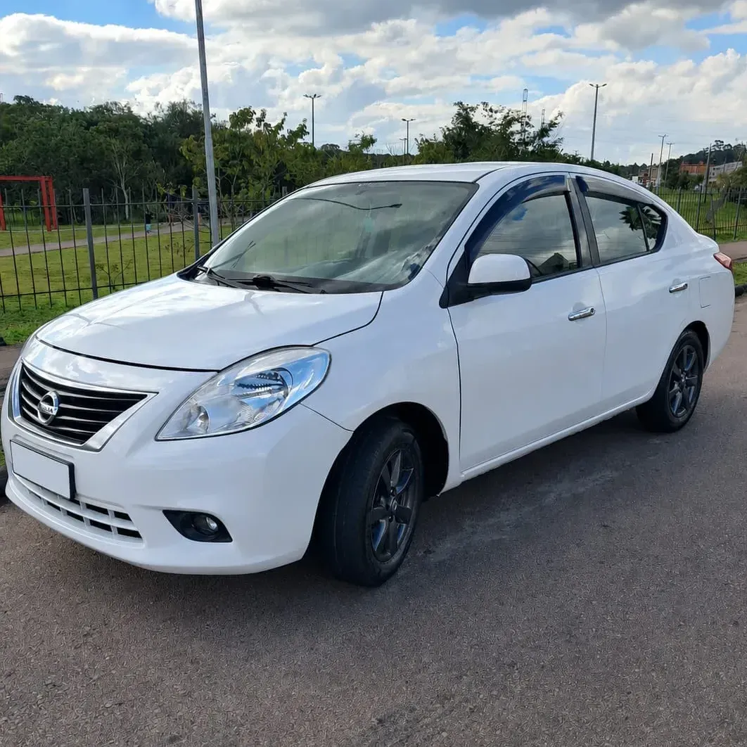 Nissan Versa 2014 1.6 16v Sl Flex 4p — foto 6
