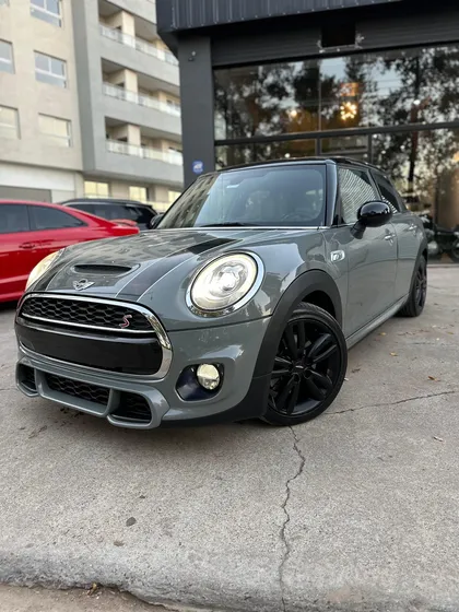 Mini Cooper S 2.0 F55 Look Jcw 192cv