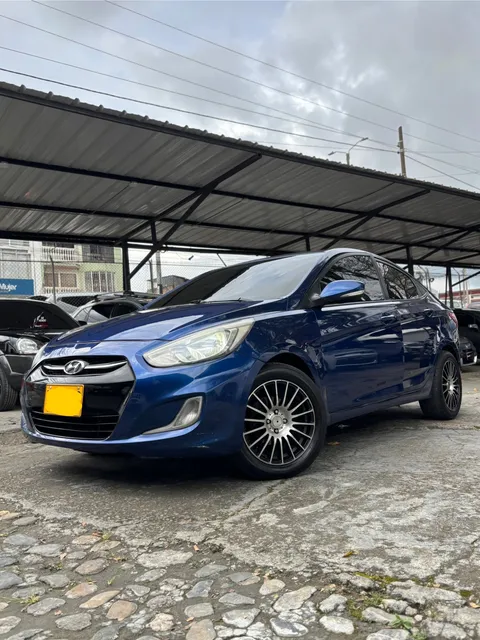 Hyundai Accent 1.4l 5 P