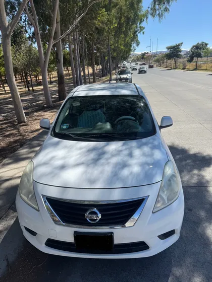 Nissan Versa 1.6 Sense At