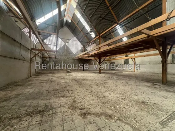 Galpon/deposito, En Alquiler Área 833,90 M2. Caucaguita Cod 26-21973 Rp