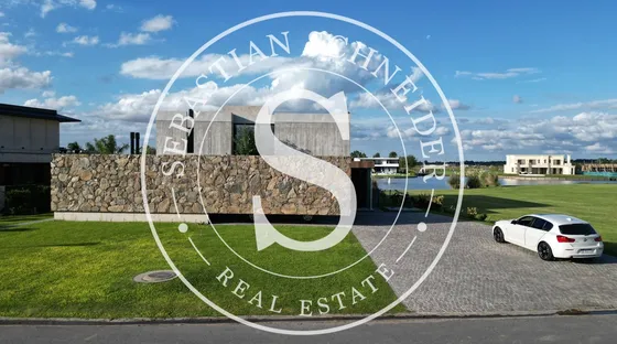 Espectacular Casa En Venta En Terralagos Canning Con Fondo A Laguna 