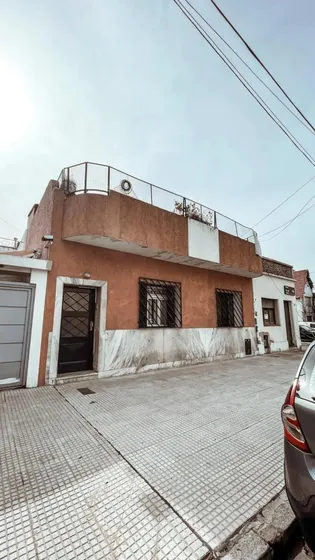 Casa 5 Ambientes Ideal Para Refaccionar