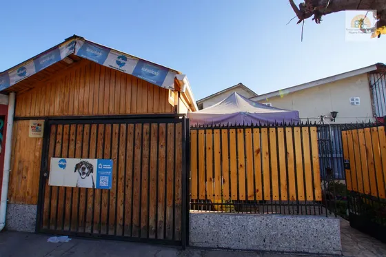 Se Vende Amplia Casa En Maipú Metro El Sol