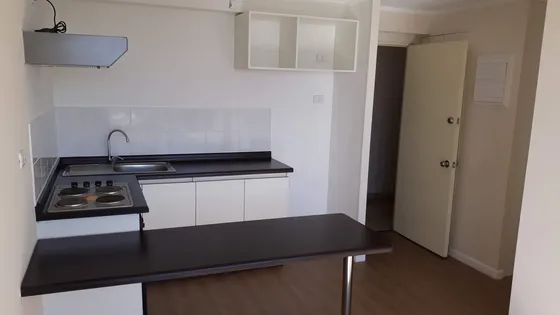 Departamento De 2 Dormitorios, Estacionamiento Y Bodega