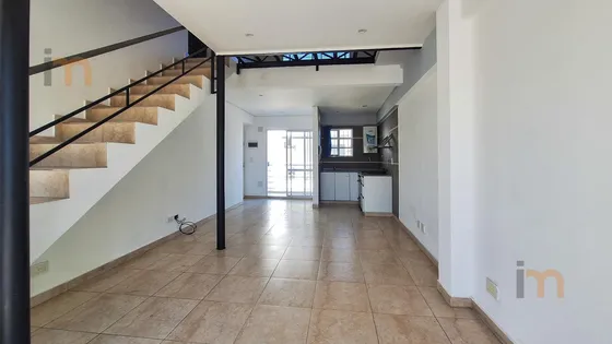 Depto 2 Amb En Duplex - Pque Chacabuco