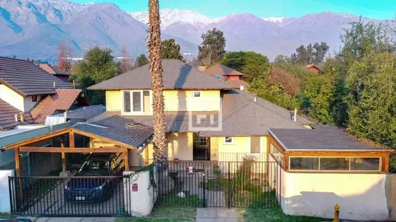 Oportunidad Casa En Peñalolén / Parque Tolhuaca Oriente