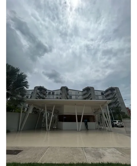 Apartamento Solar Del Hatillo 118mts 2hab/3b/2pe