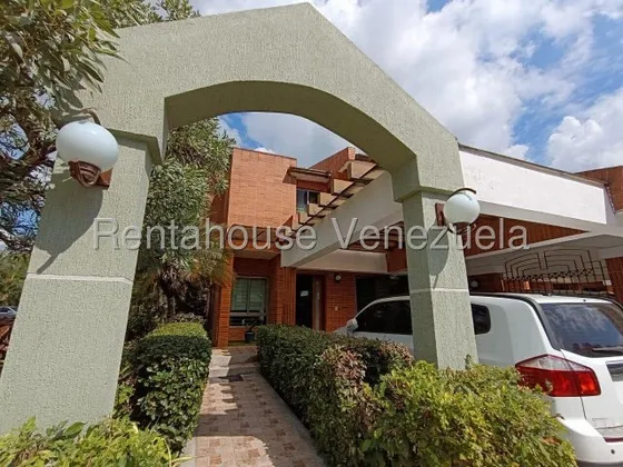 Townhouse En Venta Urb Mañongo Naguanagua  Carabobo Leida Falcon Lf25-11659