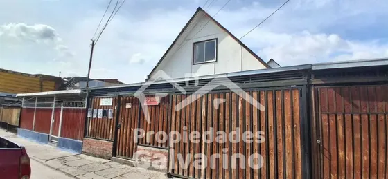 Casa En Venta De 3 Dorm. En Quinta Normal