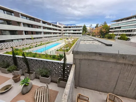 Mall La Dehesa / Nuevo Estilo Mariposa 85 Mt2 / Estc Y Bdeg