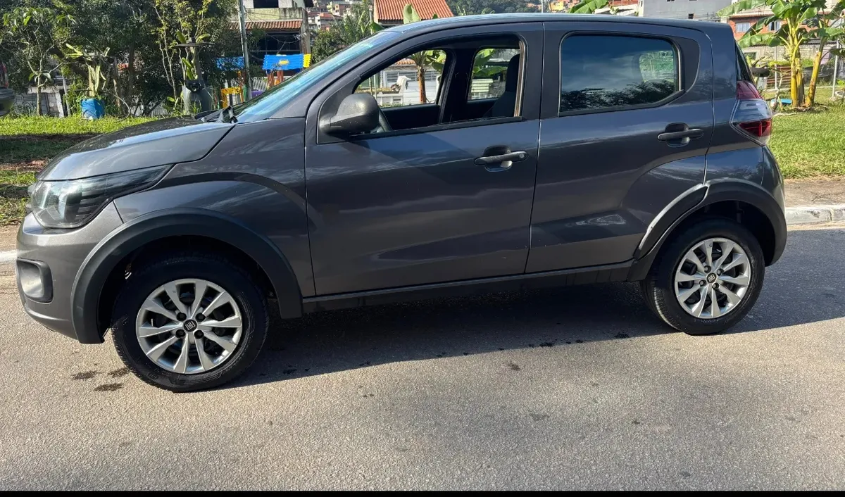 Fiat Mobi 2021 1.0 Like Flex 5p — foto 5