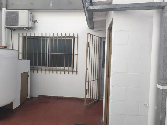Departamento 2 Ambientes - Alquiler - Muy Buena Ubicación