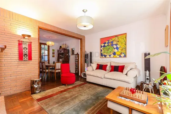 Casa En Venta De 3 Dorm. En Las Condes