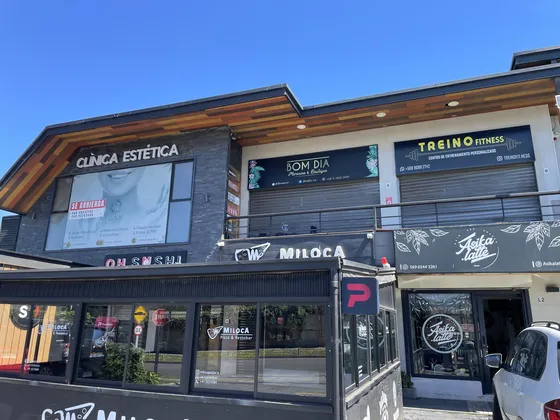 Arriendo Local En Casahuertos Strip