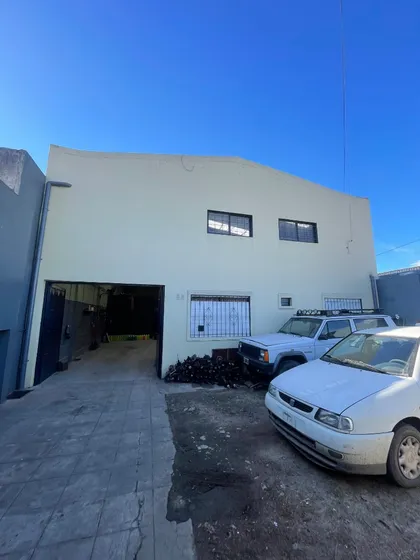 Depósito En Venta En Merlo Zona Industrial 