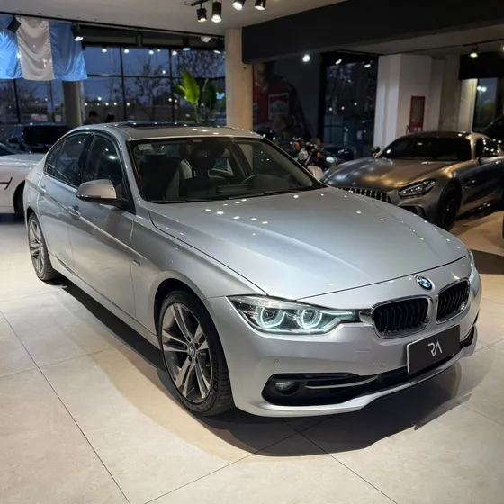 Bmw Serie 3 3.0 330i Sedan Sport Line 252cv