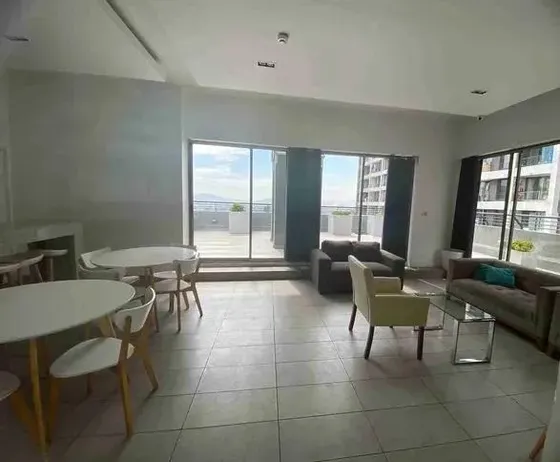 Depto Con Terraza Corrida, Estacionamiento Y Bodega