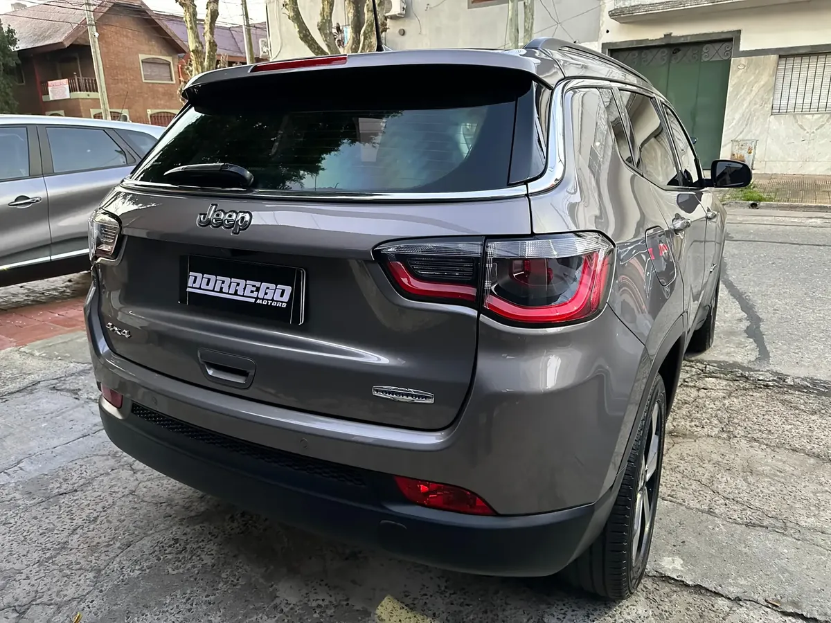 Jeep Compass 2.4 Longitude Plus 4X4517853793454673926