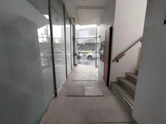 Edificio En Arriendo En Puente Largo. Cod A1614489