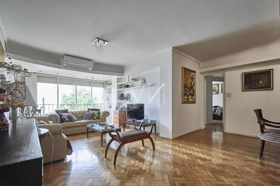 Venta Departamento 4 Ambientes Con Dependencia De Servicio - Belgrano R