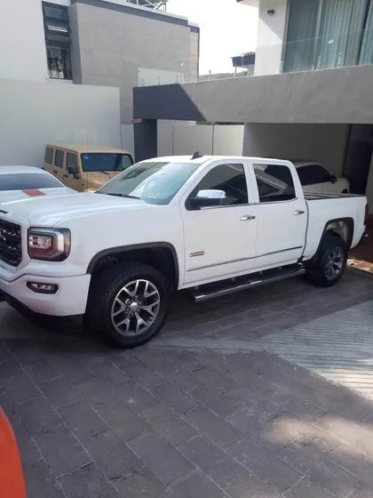 Gmc Sierra 5.4 Crew Cabina All Terrain 4x4 At
