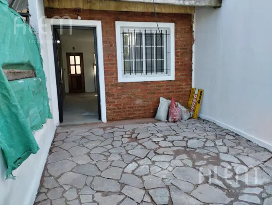 Departamento En Luis Guillon Apto Credito