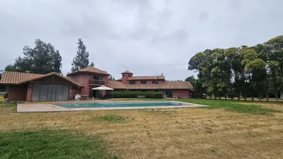 Condominio Doña Javiera / Talagante