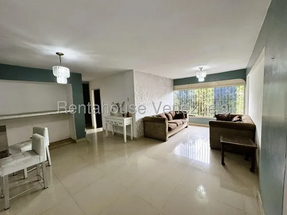 Daniela Linarez Vende Apartamentos En El Centro De Cabudare Posee 85m2 Concepto Abierto Acabados De Primera Con Bellas Areas Comunes Y Facil Acceso A Todo                                              
