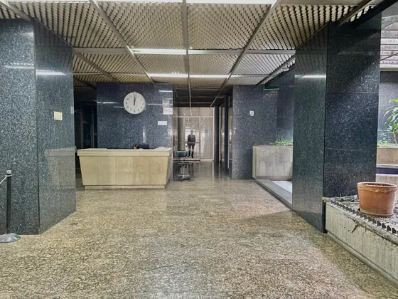 Venta Local De 278mts. Av. Universidad, Recepción, 5 Oficinas De Administración, 11 Consultorios Y Sala De Espera