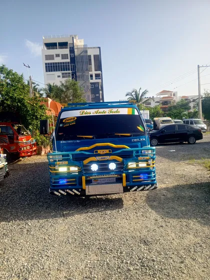 Daihatsu Delta Cama Larga 2009 Financiamiento Disponible
