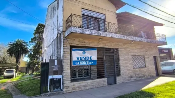 Casa Chalet  En Venta En Pontevedra, Merlo, G.b.a. Zona Oeste