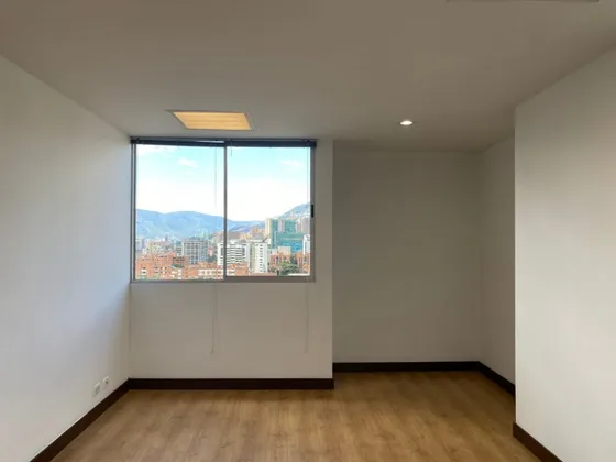 Oficina En Arriendo En La Aguacatala, Poblado