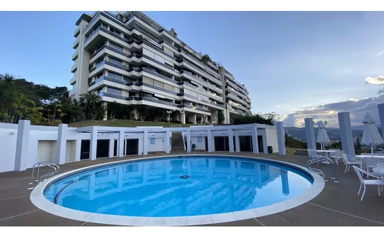 Venta | Ph 484m2 3h+s|3.5b+s|3p San Román 5902