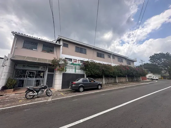 Mg Oficina En Alquiler Barrio Obrero Cc Buganvilla