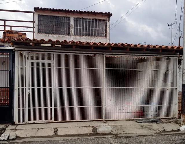 Espectacular Casa En Apacible Urbanización, Lista Para Habitar, Tu Nuevo Hogar Te Espera