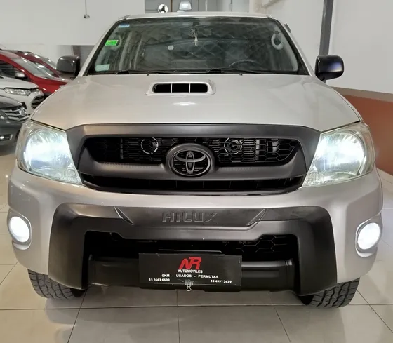 Toyota Hilux Pick-up 3.0 I Sr Cab Doble 4x4 (2009)