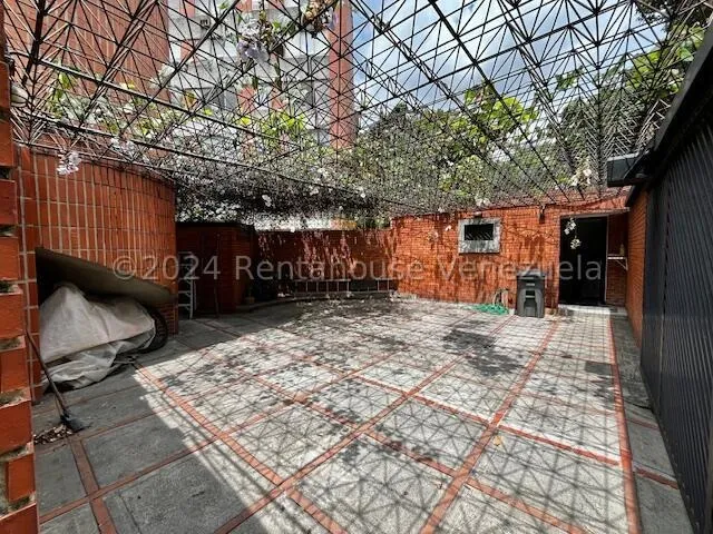 Casa En Venta En La Castellana Calle Cerrada Terraza Jardin Chacao Casas En Caracas Angela Tochon