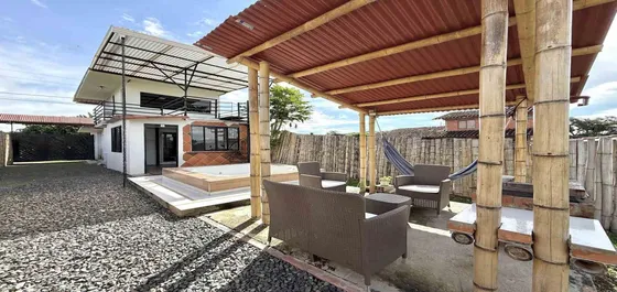 Casa Campestre En  Venta /pereira (279062033).